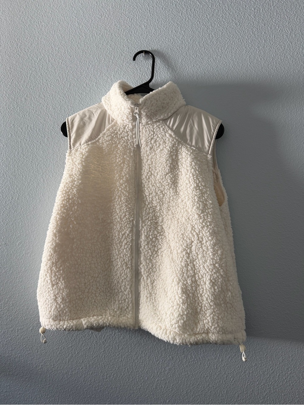 Sweaty Betty Cream Sherpa Zip-Up Vest